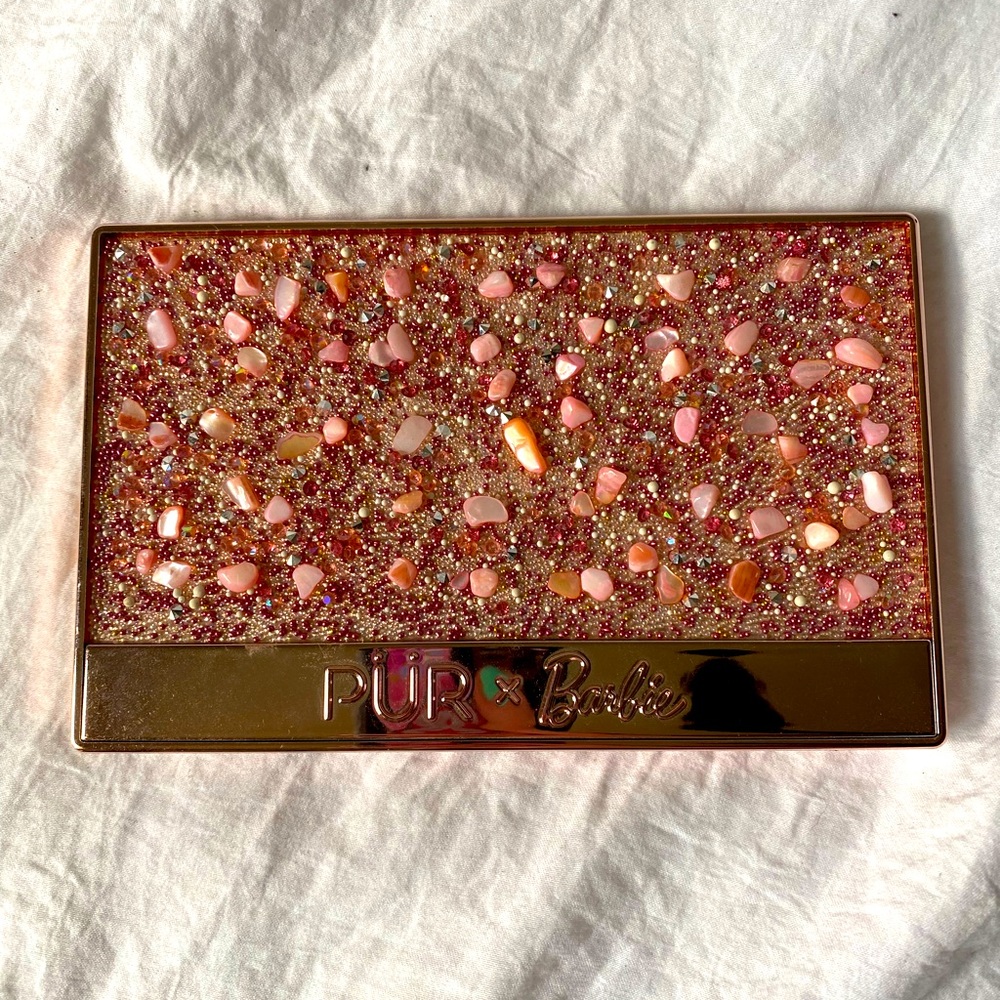 Pür x Barbie Pallet